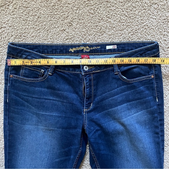 Juniors Arizona Super Skinny Jeans Size 17 Average - Picture 5 of 8